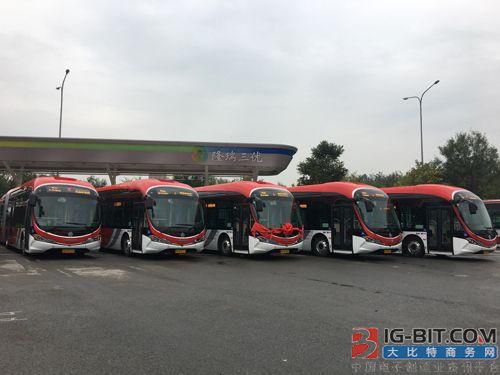 北京“大1路”电动公交车上路 珠海银隆获大单