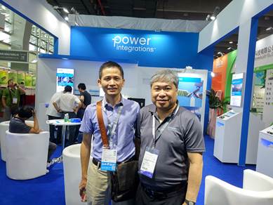 Power Integrations LED照明产品营销总监Hubie Notohamiprodjo(右)