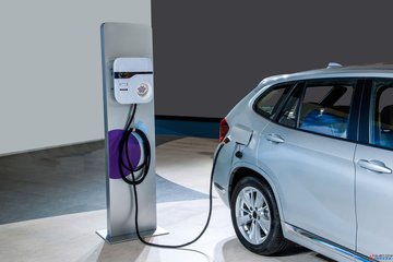 新能源汽车/充电桩市场向好  部分电源、磁企上半年业绩见涨