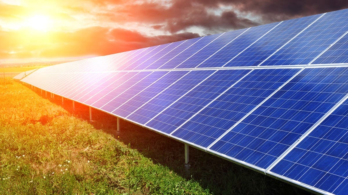 印度政府计划取消太阳能电池板保障税