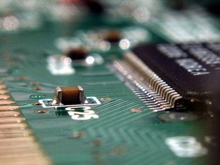 机构：AMOLED面板驱动芯片紧缺将持续至2022年