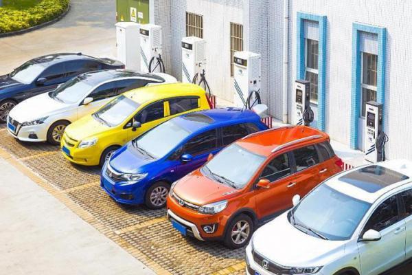 BNEF：2026年全球电动汽车保有量将破亿，2040年达到7亿辆