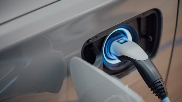 新能源电动汽车的连接器创新要求更高